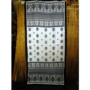 画像: 民族調プリント＊ポリエステル素材＊タッセル付き＊大判ストール＊マルチクロス