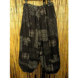 画像: 粗織り＊コットン素材＊和風プリント＊もんぺ風＊アラジンパンツ 