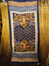 画像: レトロ調プリント＊ポリエステル素材＊タッセル付き＊大判ストール＊マルチクロス