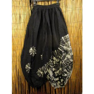 画像: モノトーンタイダイ染め＊コットン素材＊ゆったりシルエット＊ビッグアラジンパンツ＊バルーンパンツ