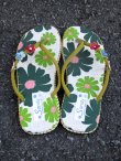 画像4: 【２２・５ｃｍ〜２３ｃｍ】お花プリント＊鈴付き＊ビーチサンダル