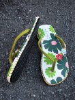 画像2: 【２２・５ｃｍ〜２３ｃｍ】お花プリント＊鈴付き＊ビーチサンダル