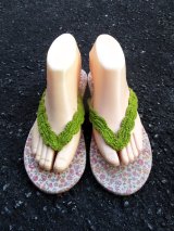 画像: 【２４・５ｃｍ〜２５ｃｍ】レトロ調＊小花プリント＊ビーチサンダル