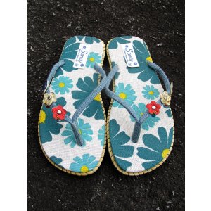 画像: 【２３・５ｃｍ〜２４ｃｍ】お花プリント＊鈴付き＊ビーチサンダル