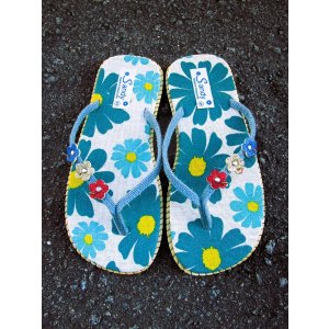 画像: 【２５ｃｍ〜２５・５ｃｍ】お花プリント＊鈴付き＊ビーチサンダル