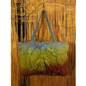 画像: 手染め＊粗織りコットン素材＊ピースマーク＊ボストンバッグ