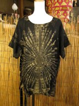 画像: モノトーンタイダイ染め＊レーヨン素材＊半袖＊プルオーバー