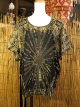 画像: モノトーンタイダイ染め＊レーヨン素材＊半袖＊プルオーバー