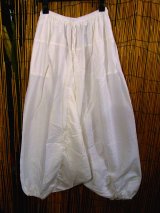 画像: 白色＊レーヨン素材＊ふんわり＊サルエルパンツ