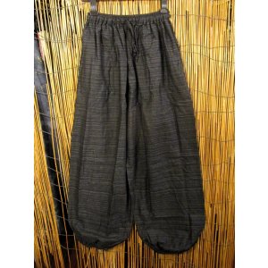 画像: 二色の糸＊コットン素材＊シンプル＊ふんわり＊アラジンパンツ