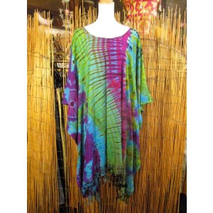 画像: タイダイ染め＊レーヨン素材＊ゆったりサイズ＊フリンジ＊ポンチョ