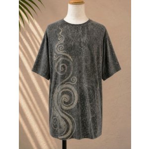 画像: ストーンウォッシュ加工＊コットン素材＊ハンドペイント＊半袖Ｔシャツ＊ＸＬ