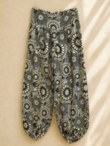 画像: アジアンプリント＊レーヨン素材＊ふんわり＊アラジンパンツ