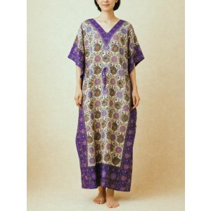 画像: 薄手ビスコース素材＊ゆったりサイズ ＊ペイズリープリント＊ガラベーヤ＊ポンチョ風＊マキシ丈＊ワンピース＊ベリーダンス