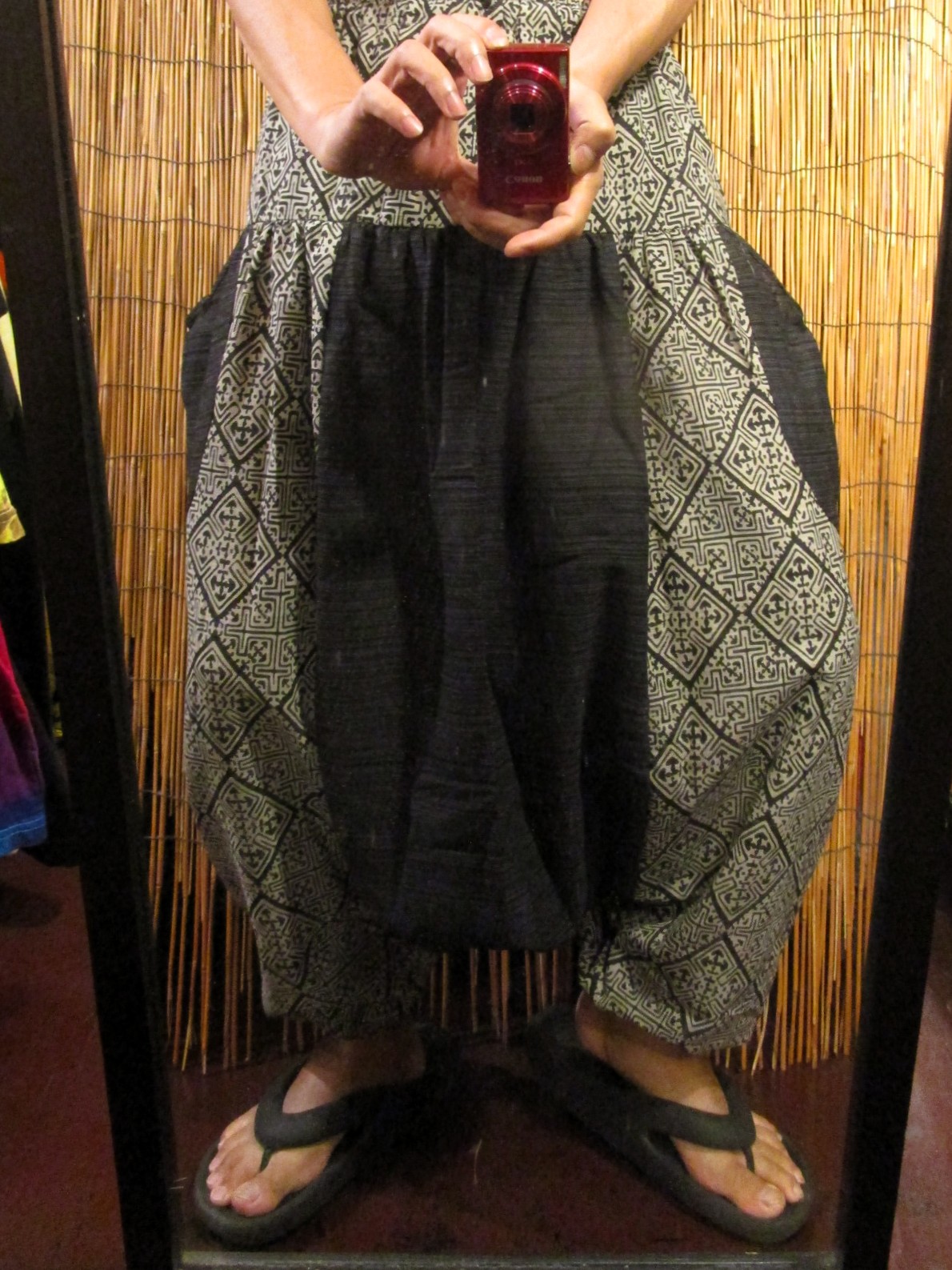 画像: モモンガ風サルエルパンツUPしました