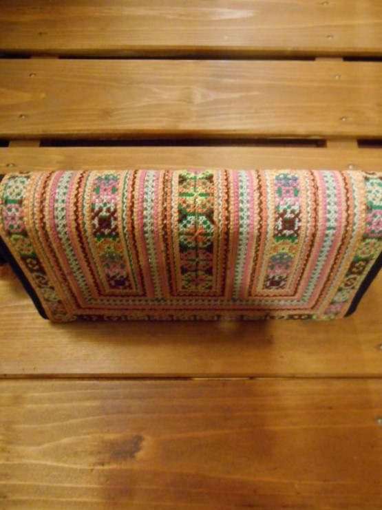 画像: モン族＊がま口タイプ＊長財布