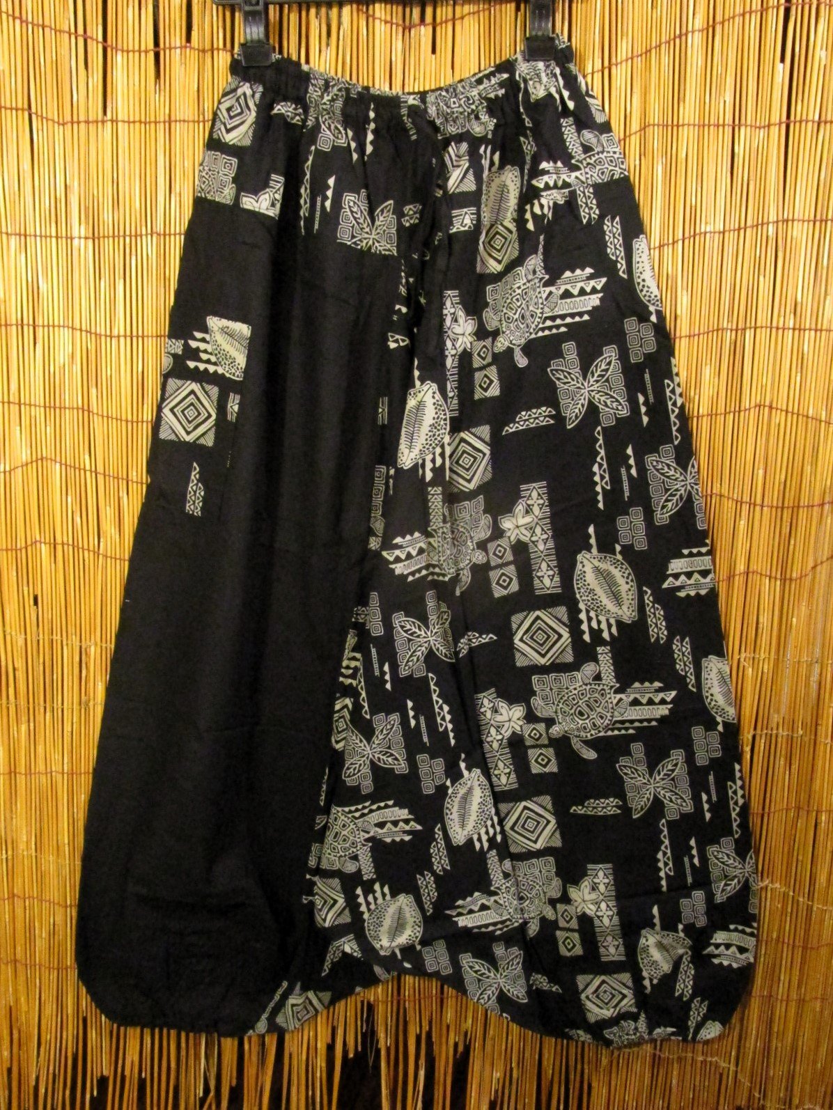 画像1: 黒色＋和風プリント＊切り替え＊コットン素材＊ふんわり＊サルエルパンツ