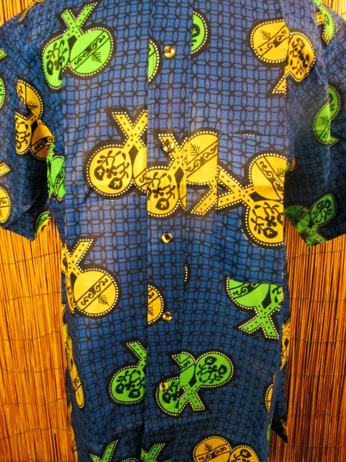 画像: アフリカンプリント＊コットン素材＊半袖＊シャツ ＊Ｌ