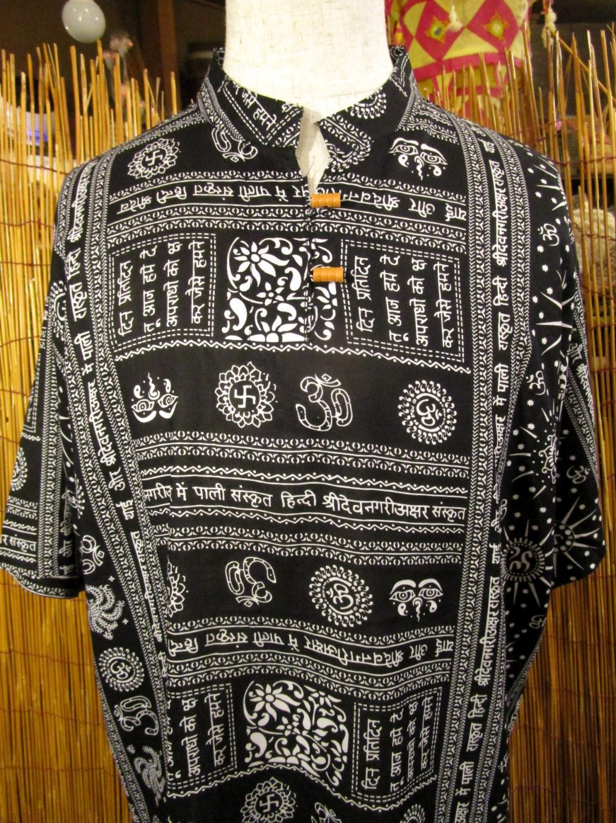 画像: ラムナミプリント＊レーヨン素材＊マオカラー＊半袖＊プルオーバー＊２XＬ