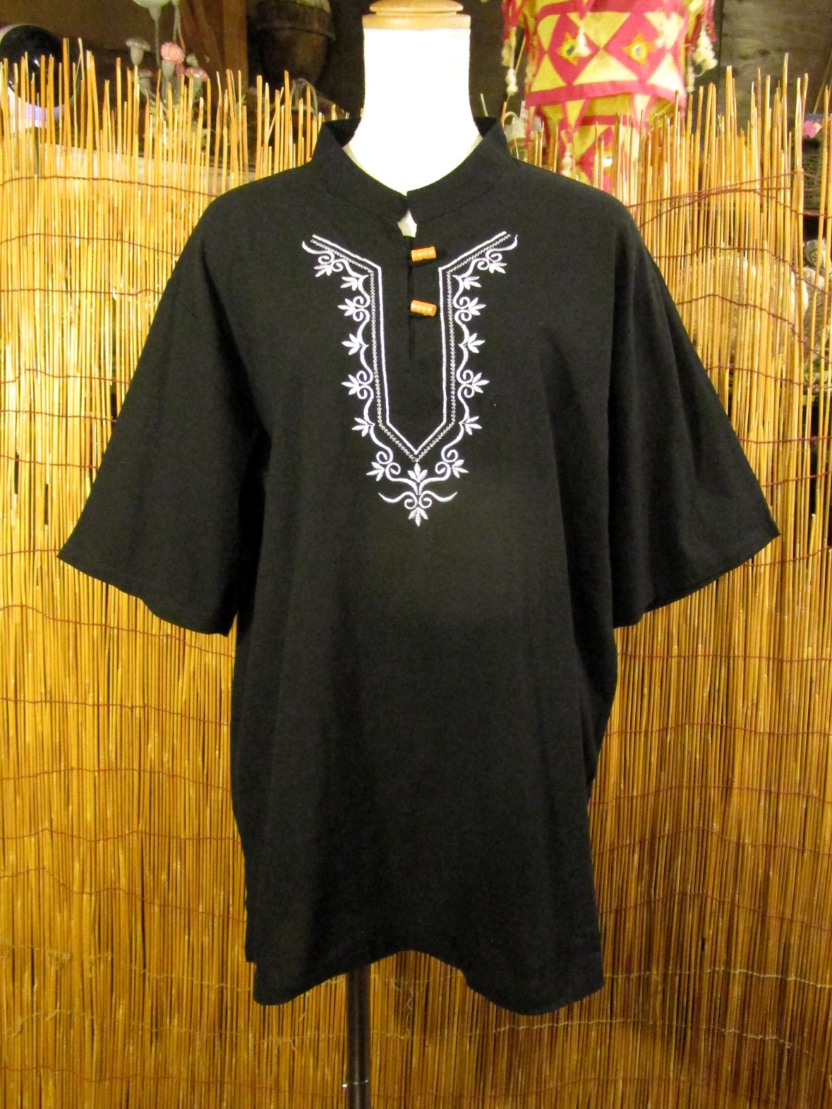 画像1: トライバルステッチ＊コットン素材＊マオカラー＊半袖＊プルオーバー＊ＸＬ