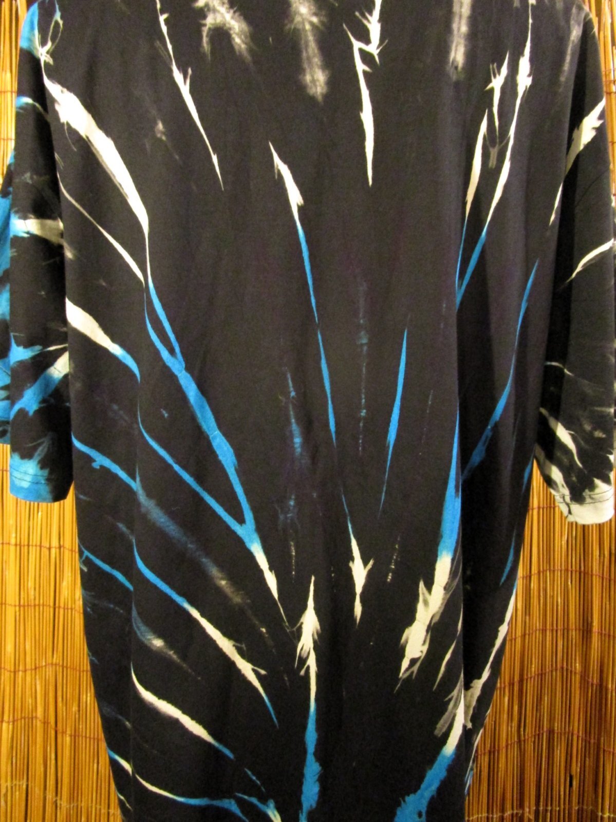 画像: 黒色ベース＊タイダイ染め＊コットン素材＊半袖＊Ｔシャツ＊２ＸＬ