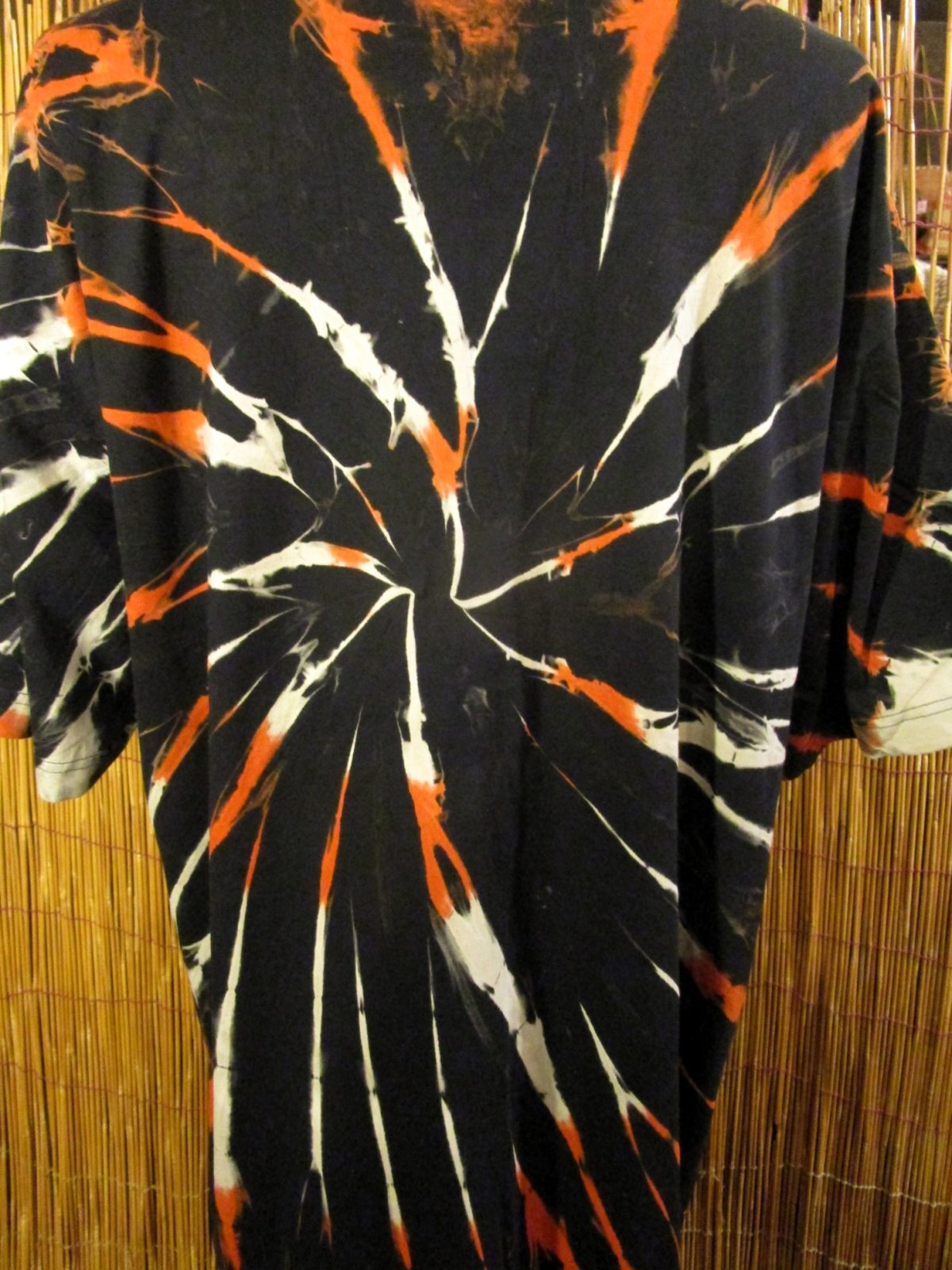 画像: 黒色ベース＊タイダイ染め＊コットン素材＊半袖＊Ｔシャツ＊２ＸＬ