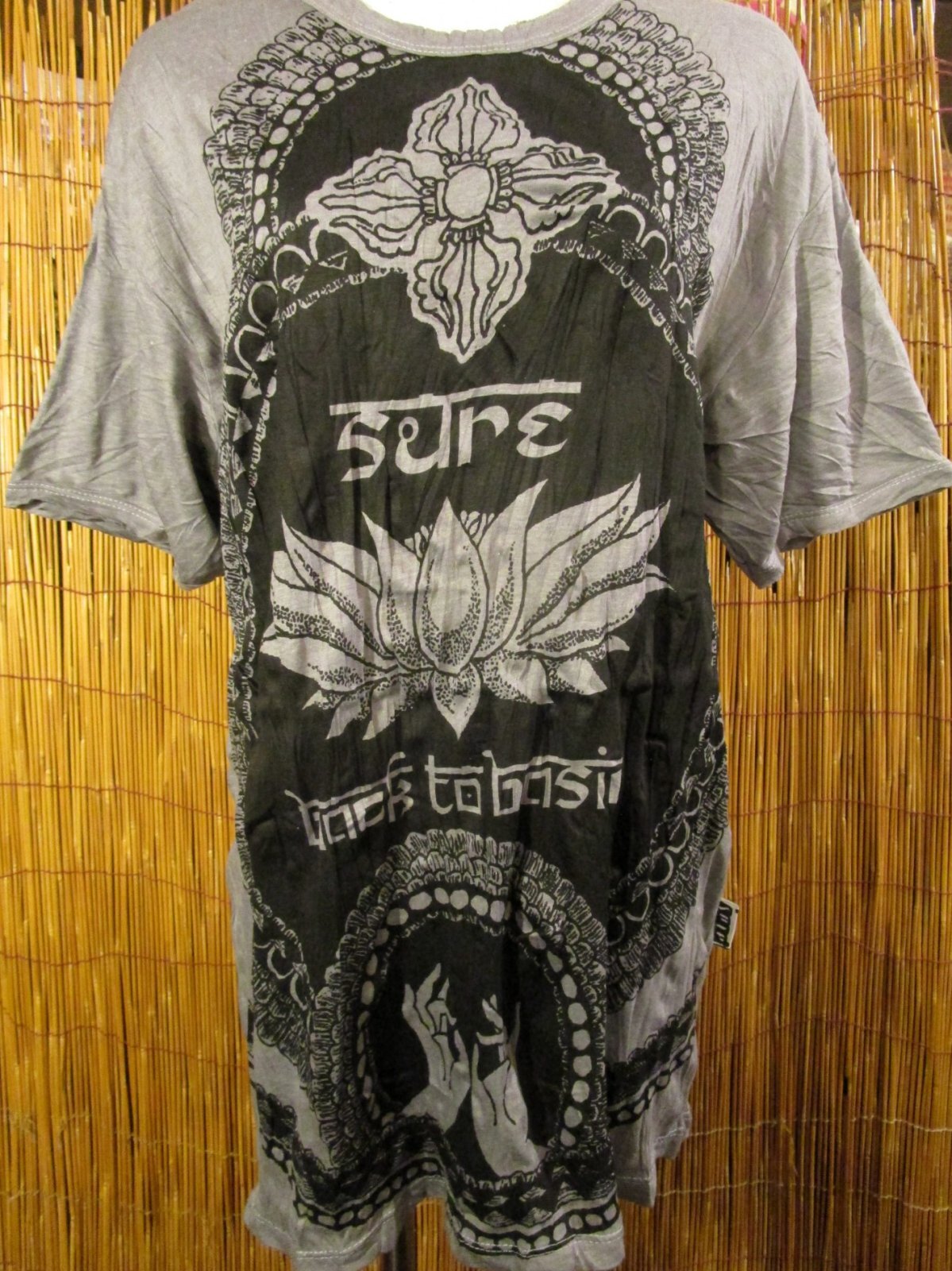 画像: ロータスプリント＊皺加工＊コットン素材＊半袖＊Ｔシャツ