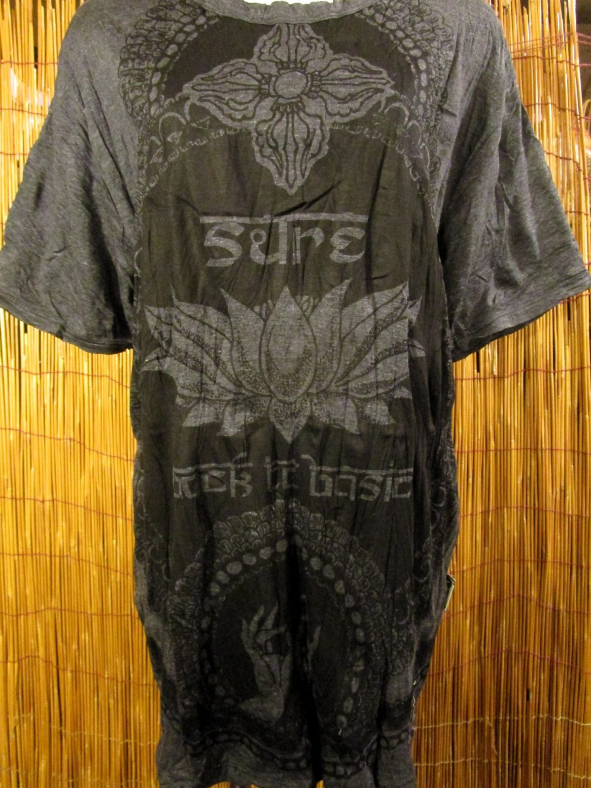 画像: ロータスプリント＊皺加工＊コットン素材＊半袖＊Ｔシャツ