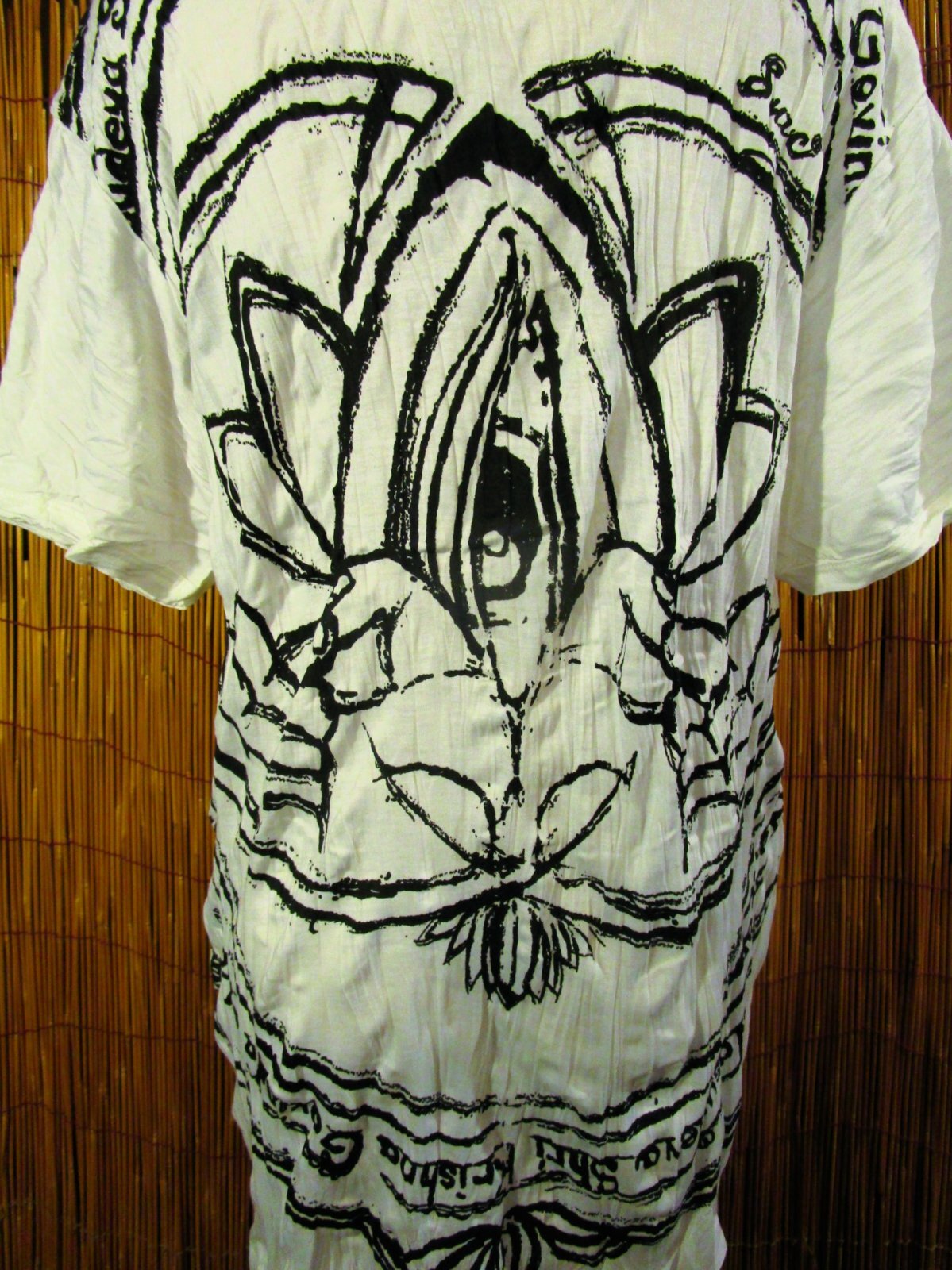 画像: ロータスプリント＊皺加工＊コットン素材＊半袖＊Ｔシャツ
