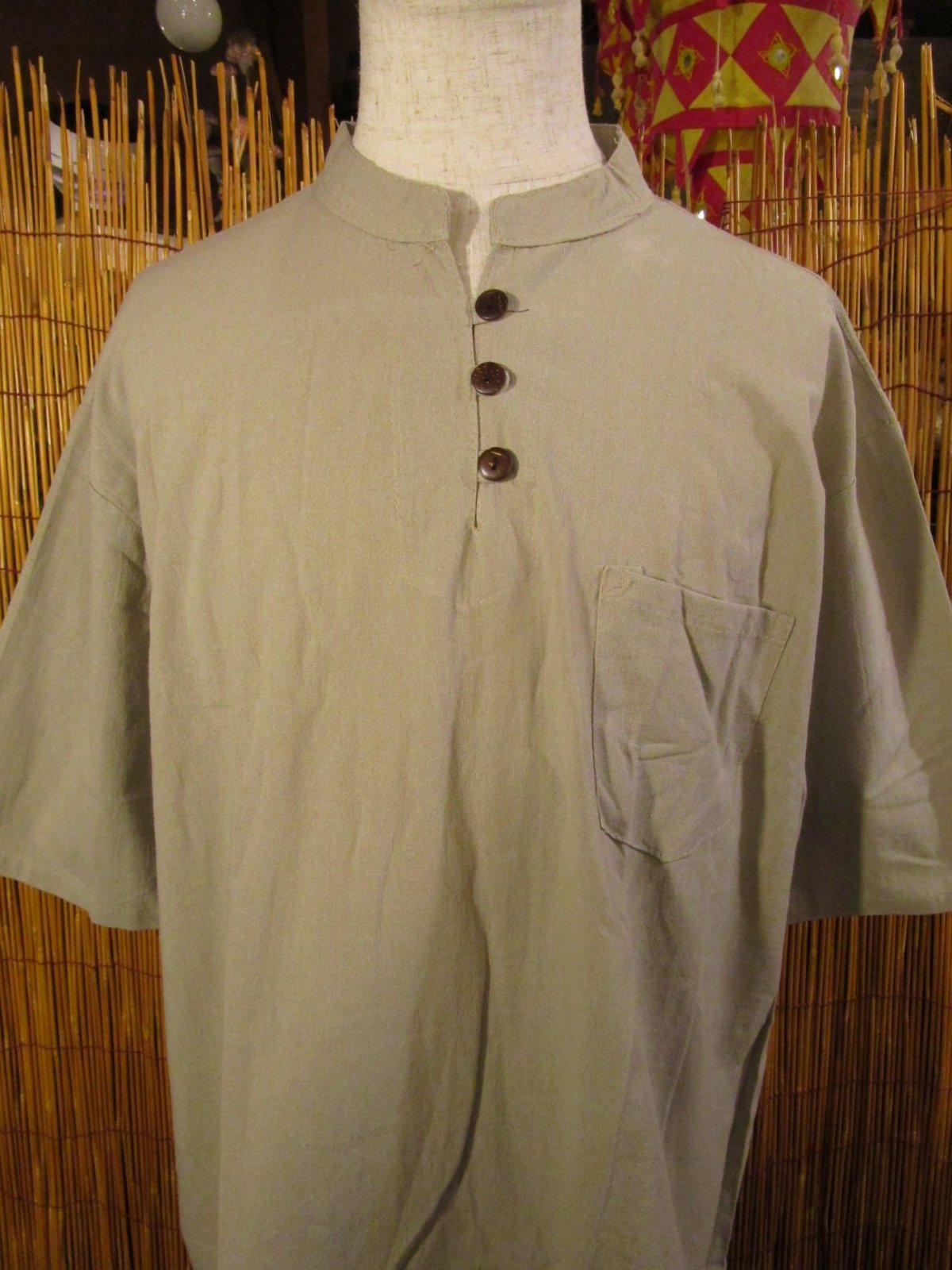 画像: 三つボタン＊コットン素材＊胸ポケット＊半袖＊プルオーバー＊２ＸＬ 