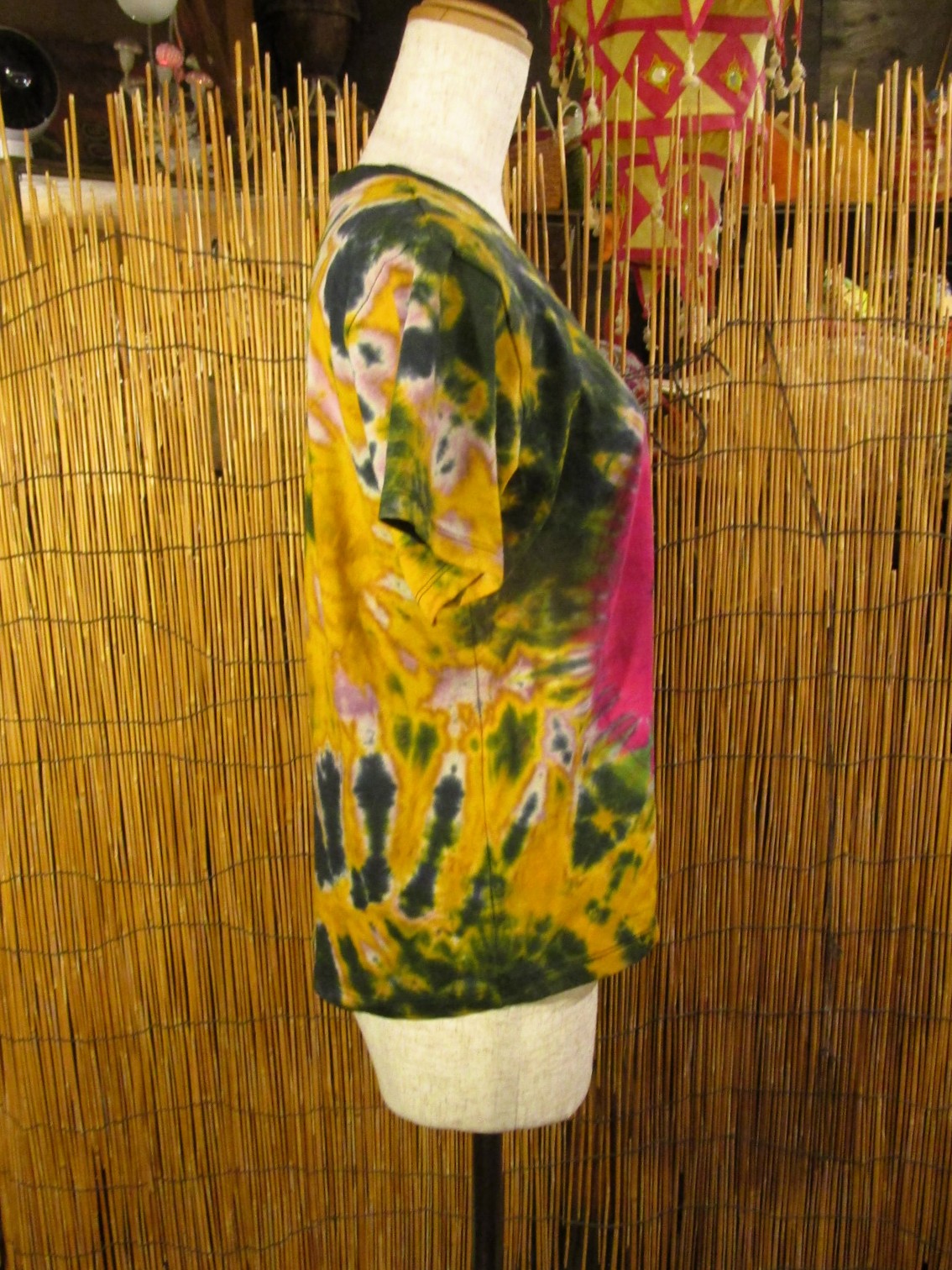 画像2: タイダイ染め＊コットン素材＊Ｖネック＊半袖＊Ｔシャツ