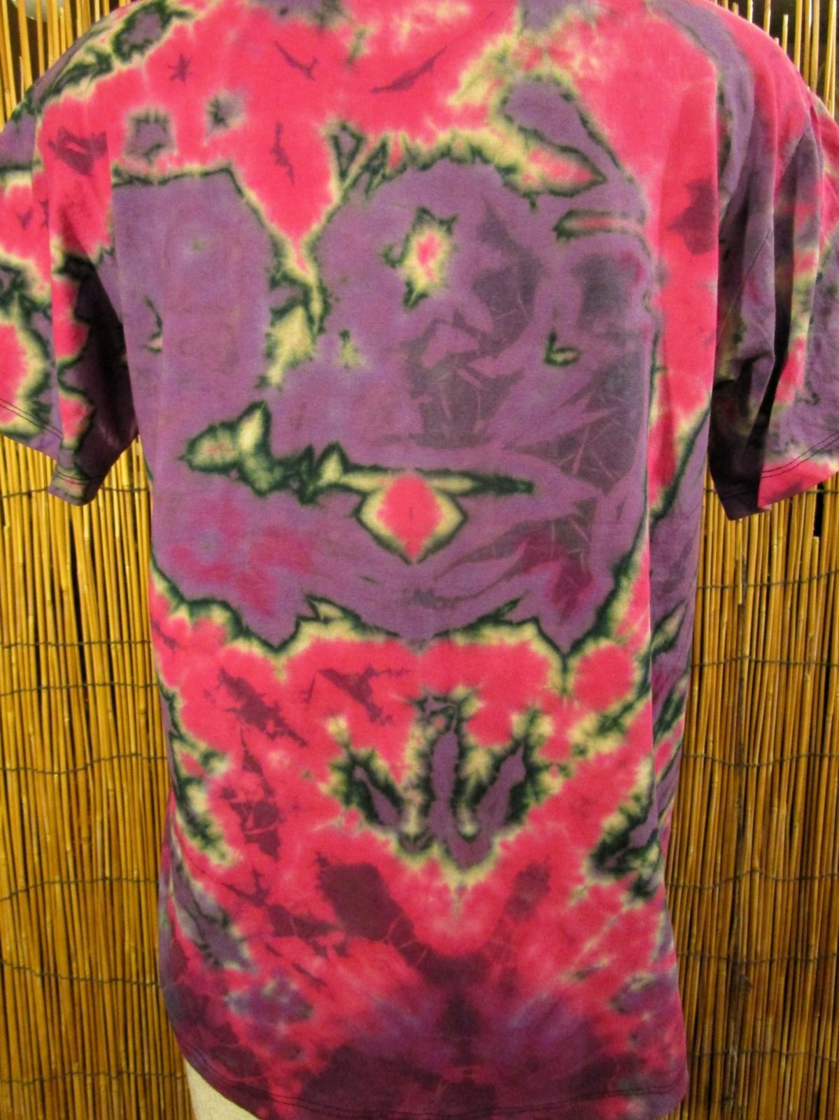 画像: タイダイ染め＊コットン素材＊Ｖネック＊半袖＊Ｔシャツ