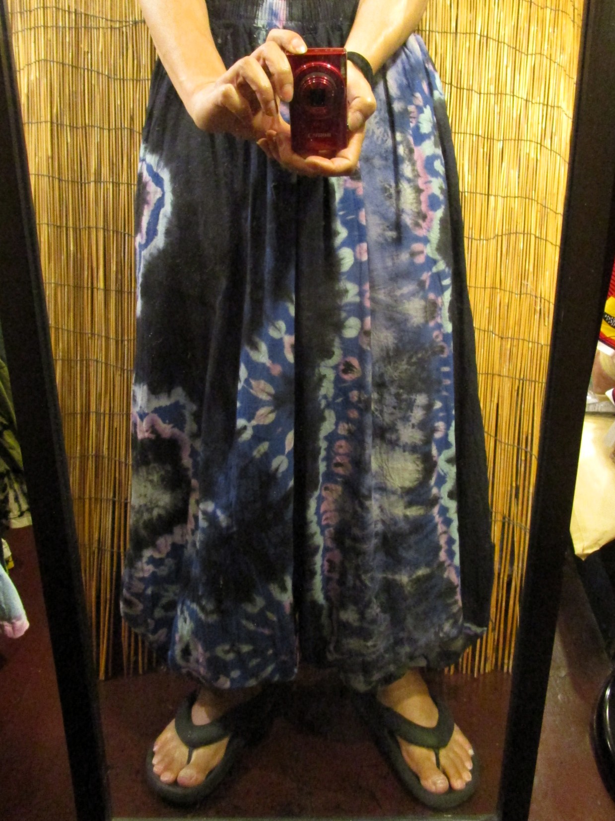 画像: ラヴァタイダイ染め＊コットン素材＊ゆったりシルエット＊ビッグアラジンパンツ＊バルーンパンツ