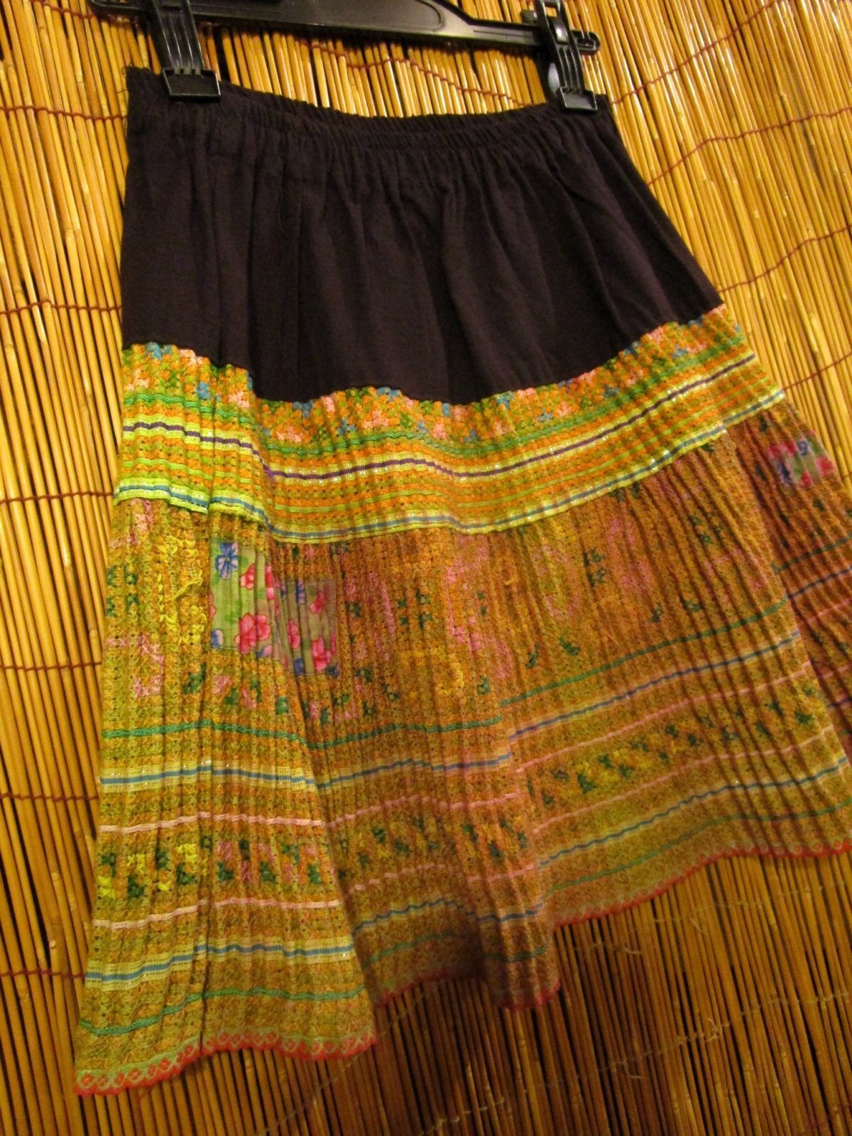 画像: 古布＊モン族＊刺繍＊ミニスカート