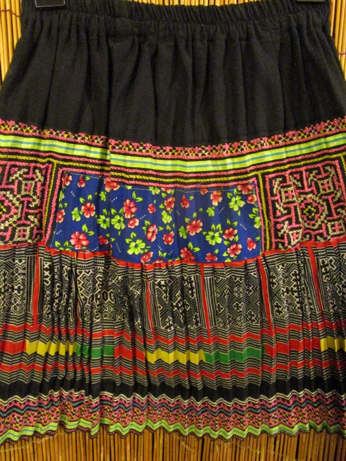 画像: 古布＊モン族＊刺繍＊ミニスカート