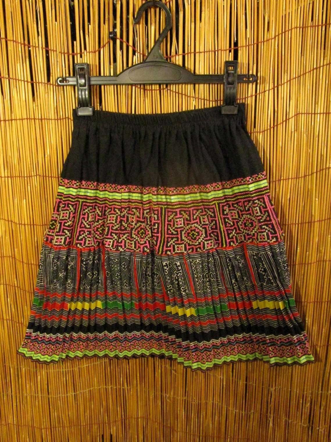 画像1: 古布＊モン族＊刺繍＊ミニスカート