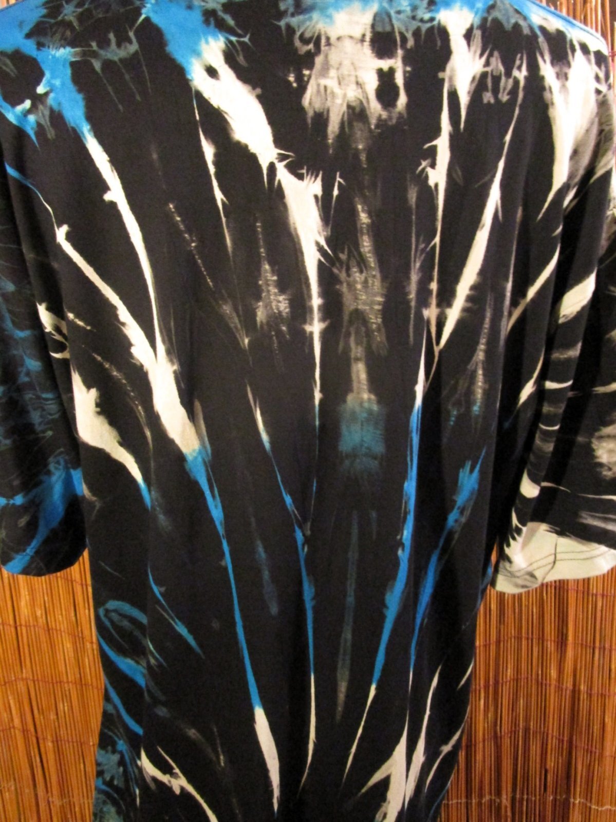 画像: 黒色ベース＊タイダイ染め＊コットン素材＊半袖＊Ｔシャツ＊２ＸＬ