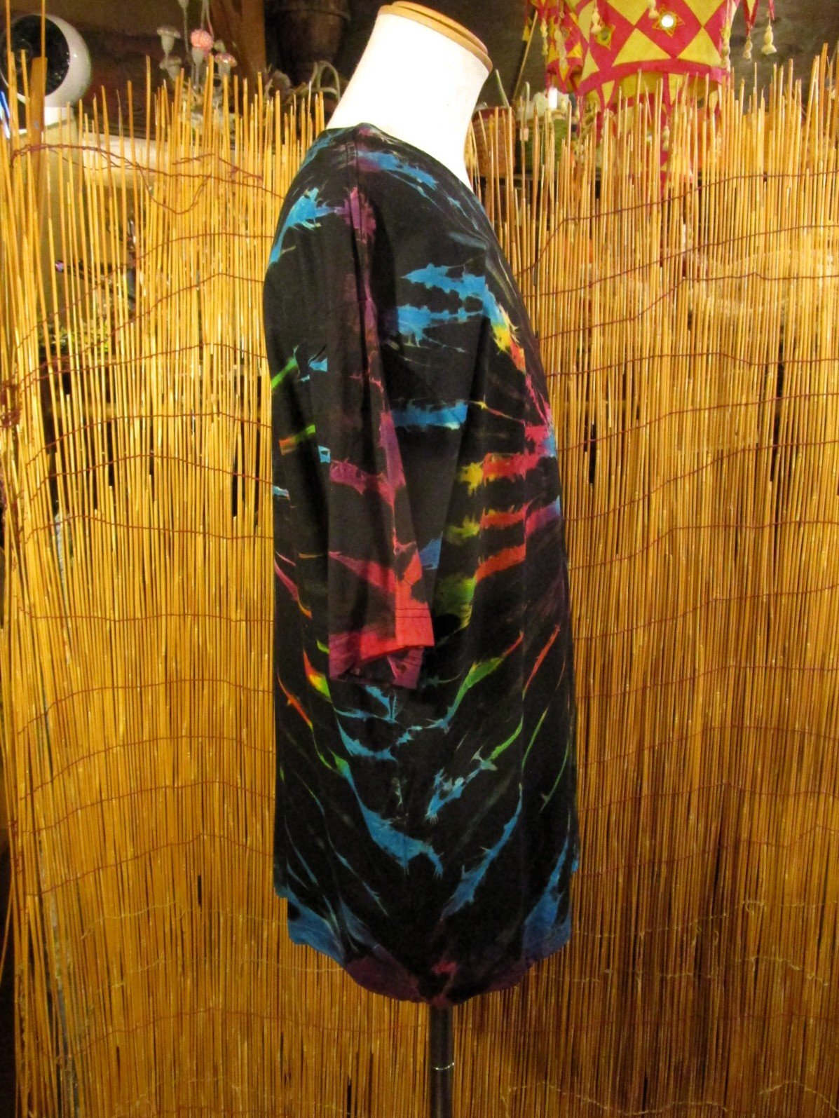 画像2: 黒色ベース＊タイダイ染め＊コットン素材＊半袖＊Ｔシャツ＊２ＸＬ
