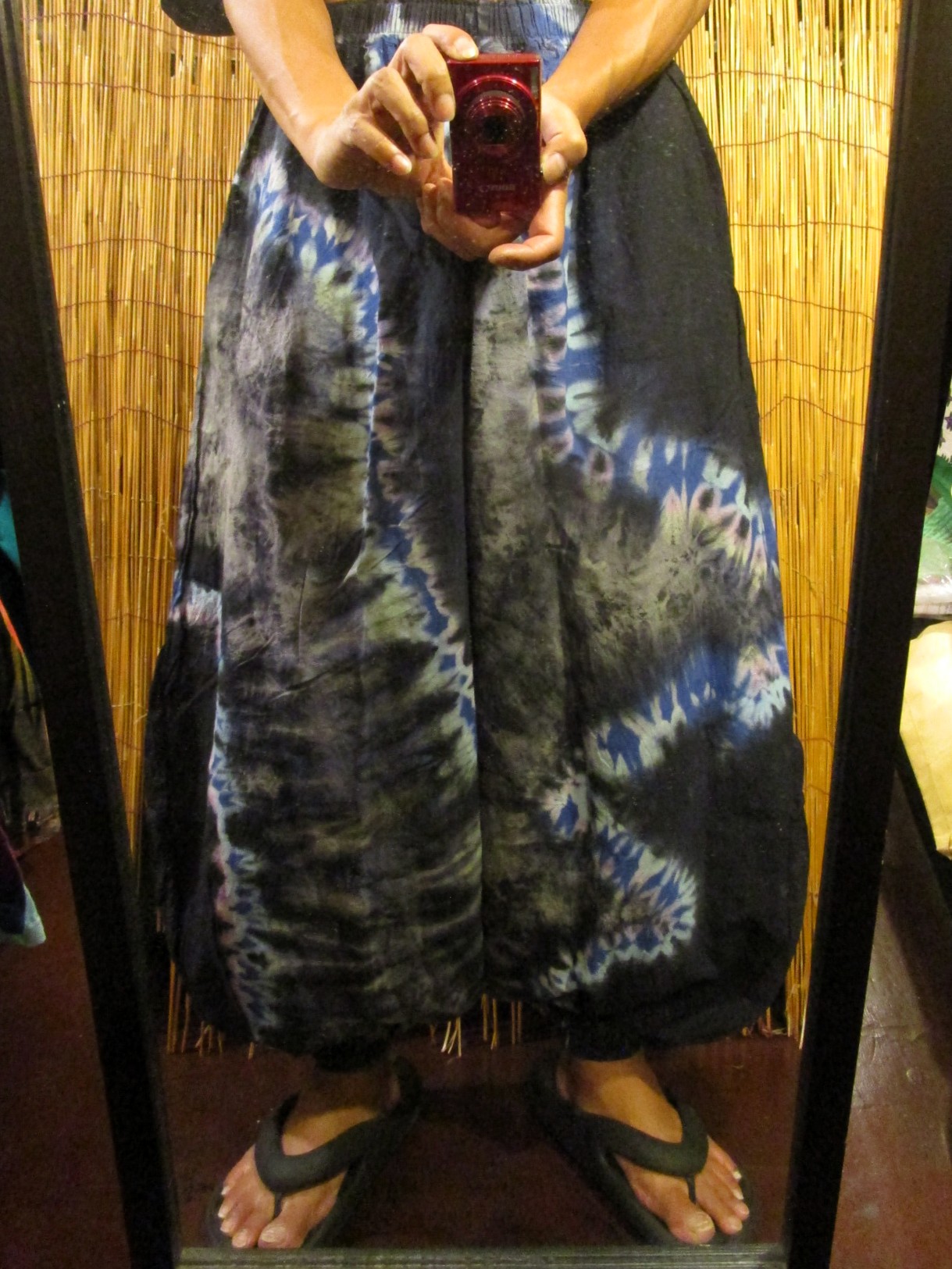 画像: ラヴァタイダイ染め＊コットン素材＊ゆったりシルエット＊ビッグアラジンパンツ＊バルーンパンツ