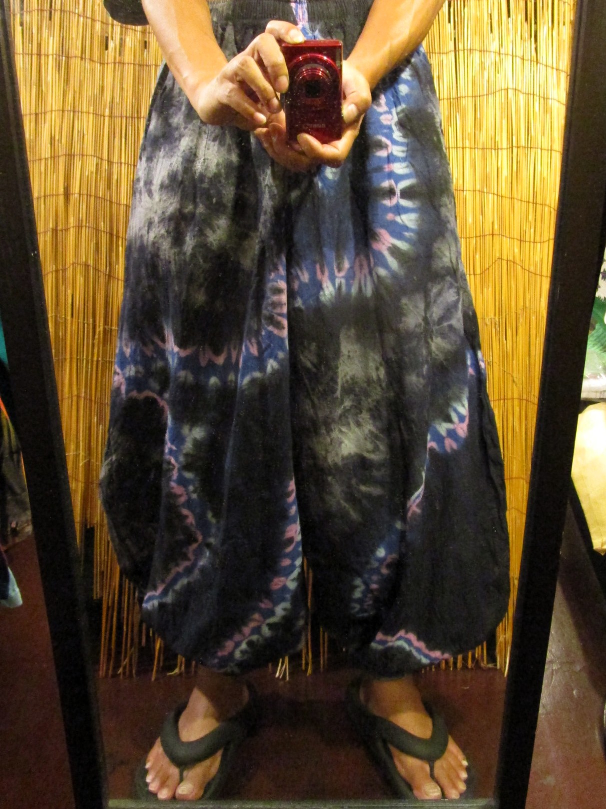 画像: ラヴァタイダイ染め＊コットン素材＊ゆったりシルエット＊ビッグアラジンパンツ＊バルーンパンツ