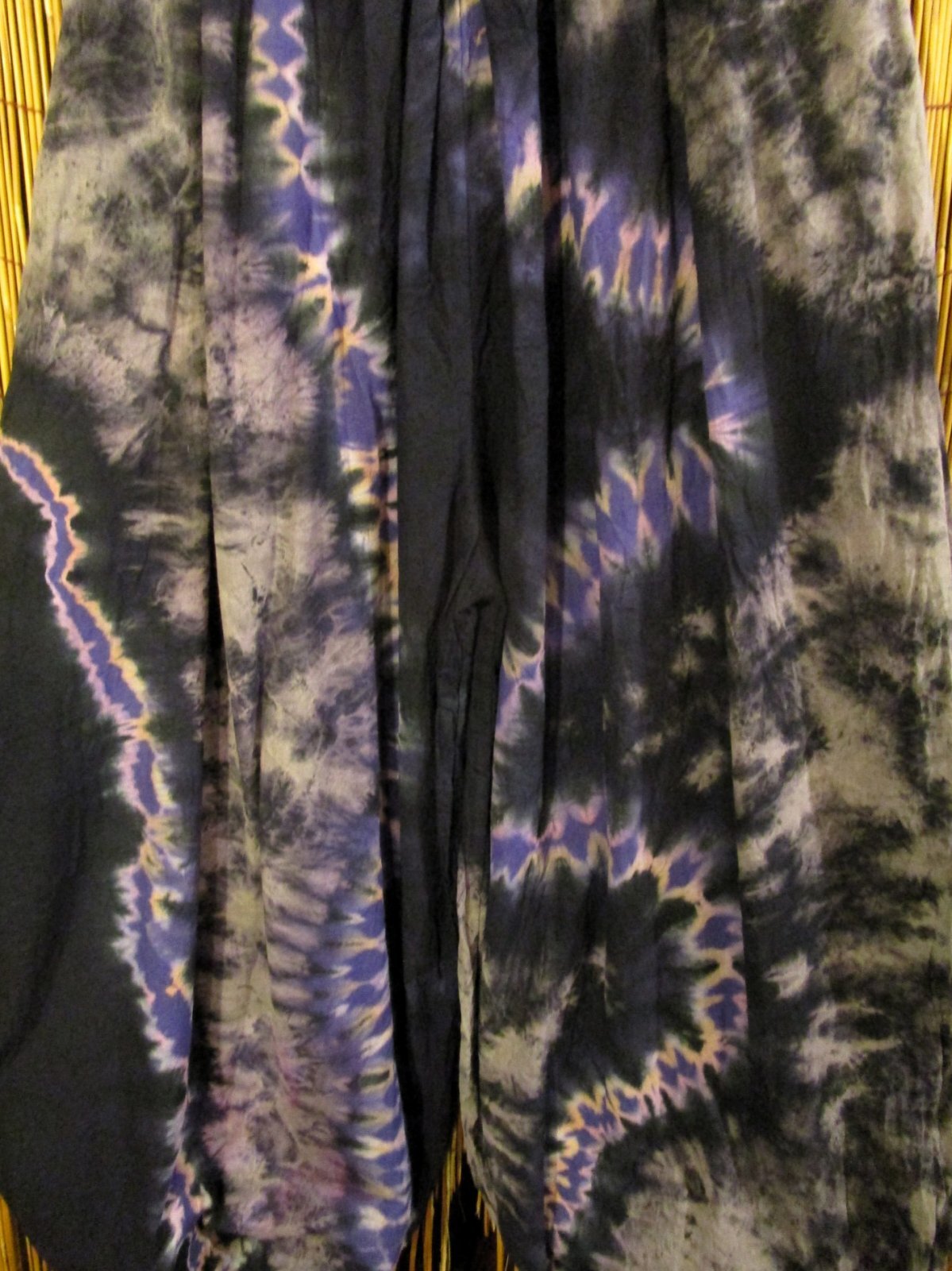 画像2: ラヴァタイダイ染め＊コットン素材＊ゆったりシルエット＊ビッグアラジンパンツ＊バルーンパンツ