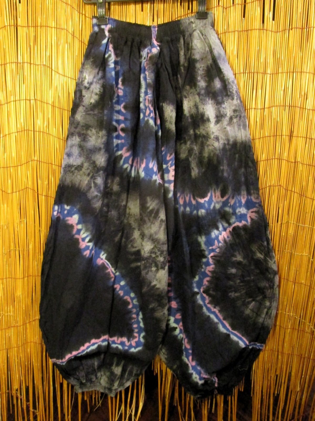 画像1: ラヴァタイダイ染め＊コットン素材＊ゆったりシルエット＊ビッグアラジンパンツ＊バルーンパンツ