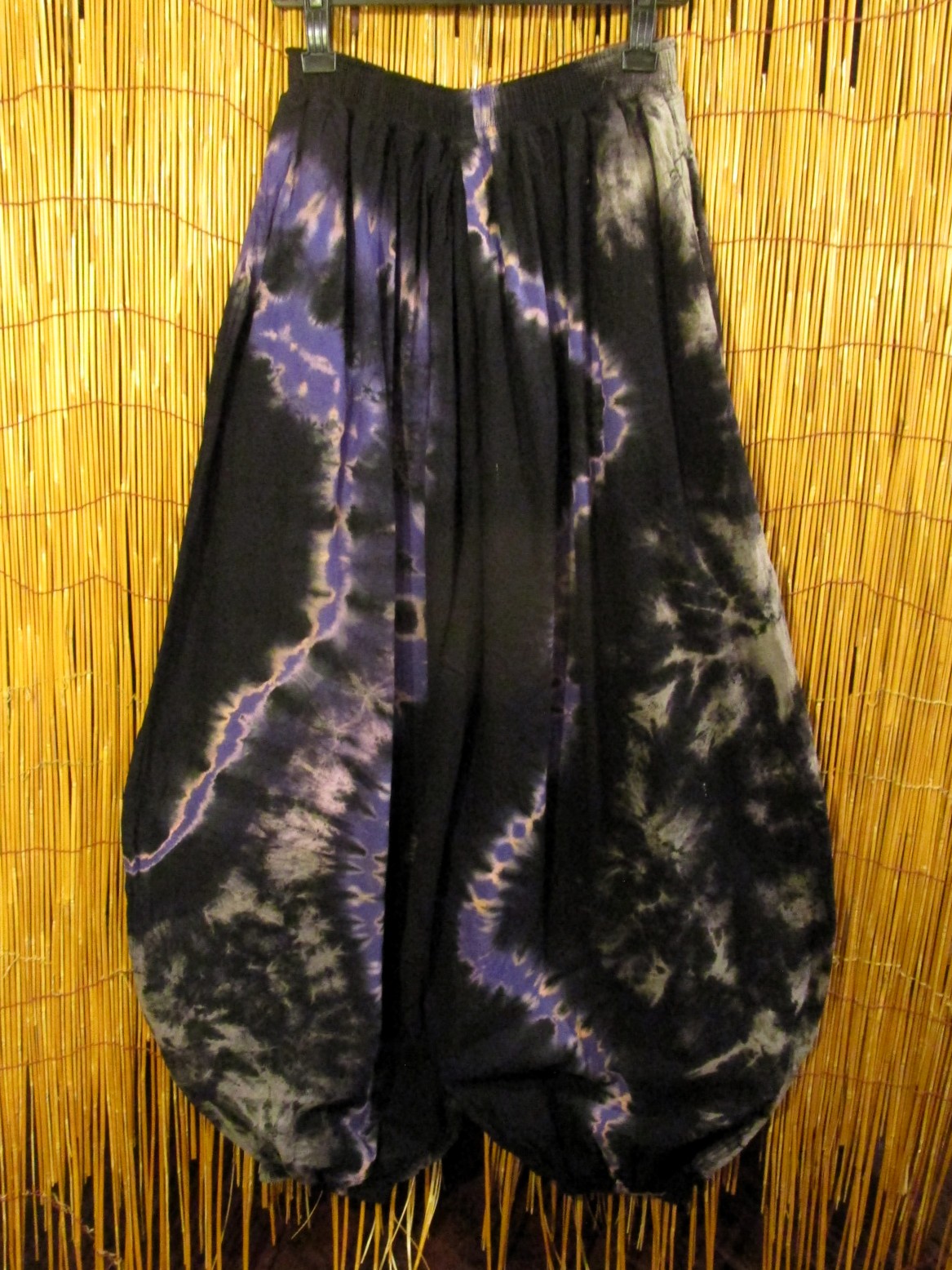 画像1: ラヴァタイダイ染め＊コットン素材＊ゆったりシルエット＊ビッグアラジンパンツ＊バルーンパンツ