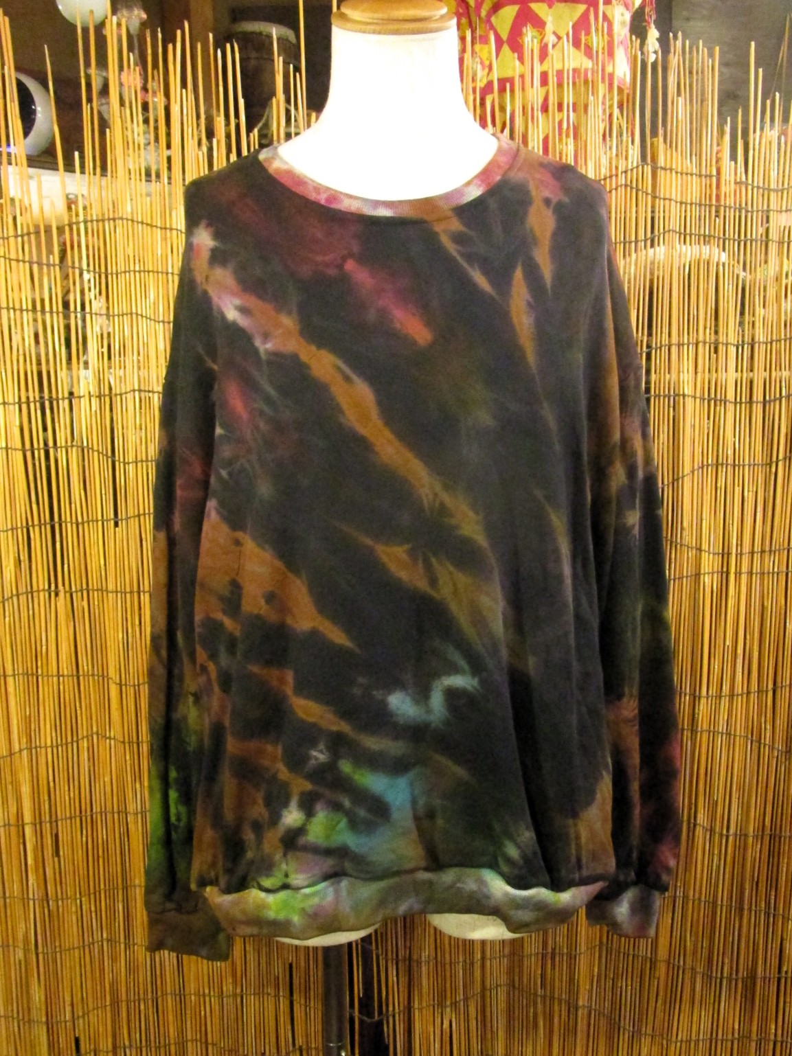 画像1: タイダイ染め＊コットン素材＊スウェット生地＊トレーナー