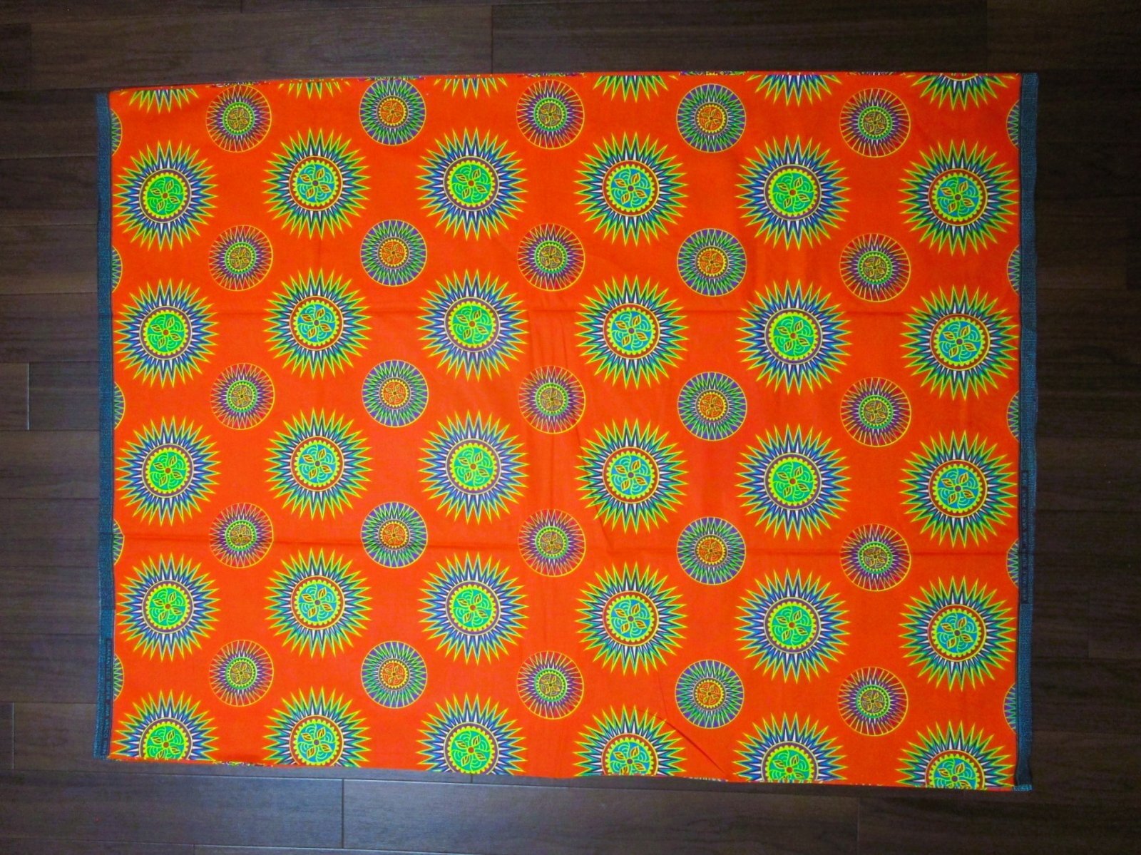 画像: アフリカンプリント生地 パーニュ