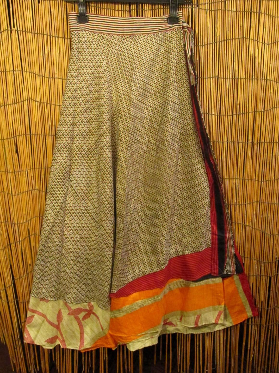 画像4: サリー生地＊ポリエステル素材＊フリーサイズ＊２ＷＡＹ＊二枚重ね＊マキシ丈＊ラップスカート