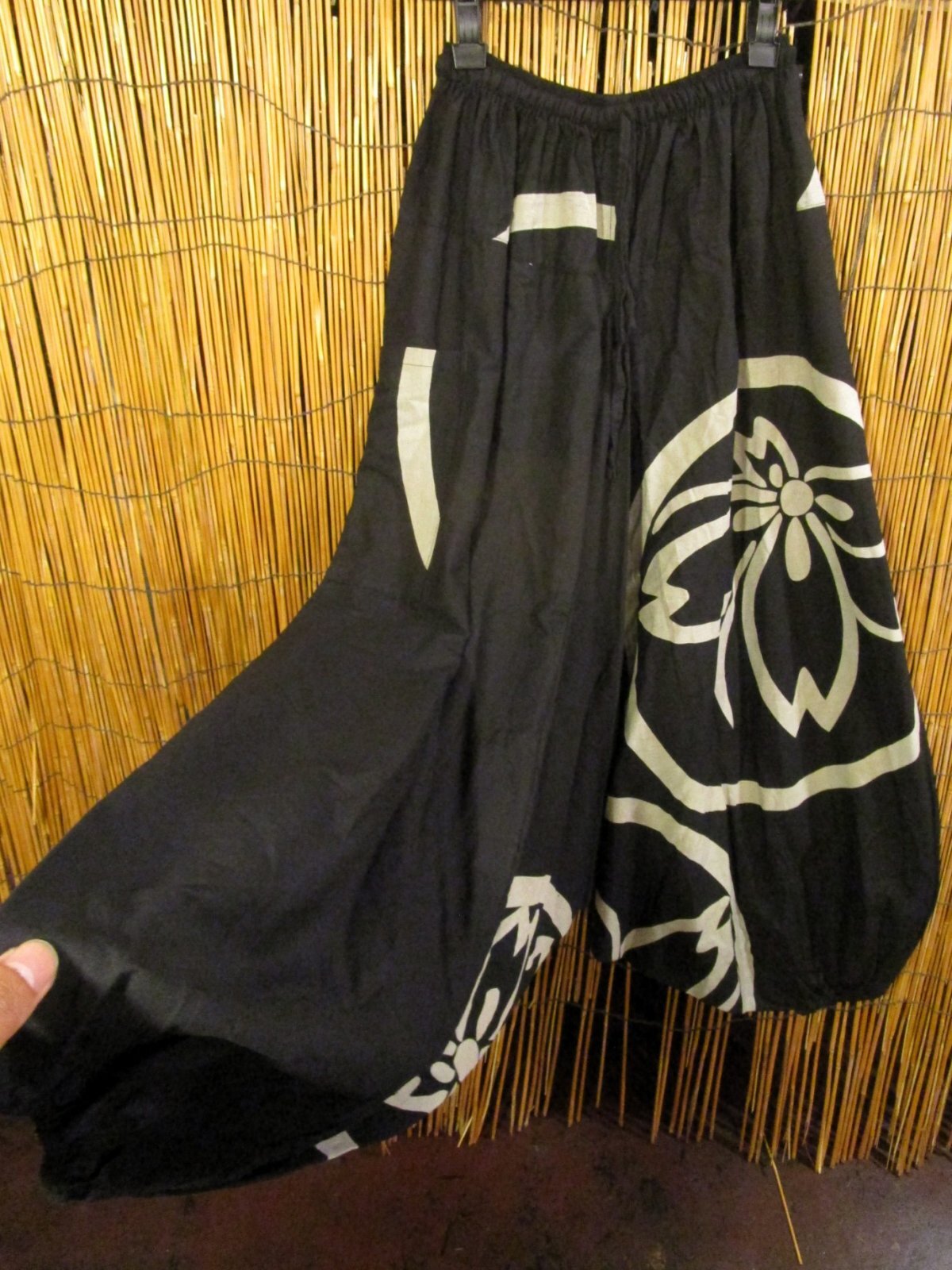 画像3: 黒色＋和風プリント＊切り替え＊コットン素材＊ふんわり＊サルエルパンツ