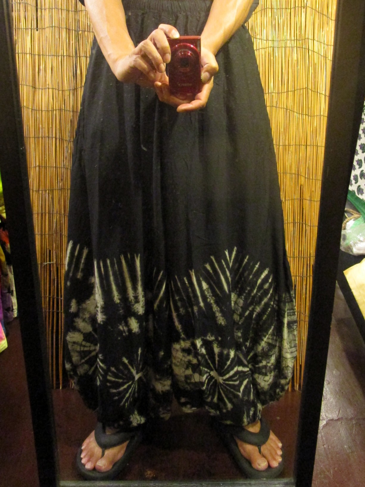 画像: モノトーンタイダイ染め＊レーヨン素材＊ゆったりシルエット＊ビッグアラジンパンツ＊バルーンパンツ