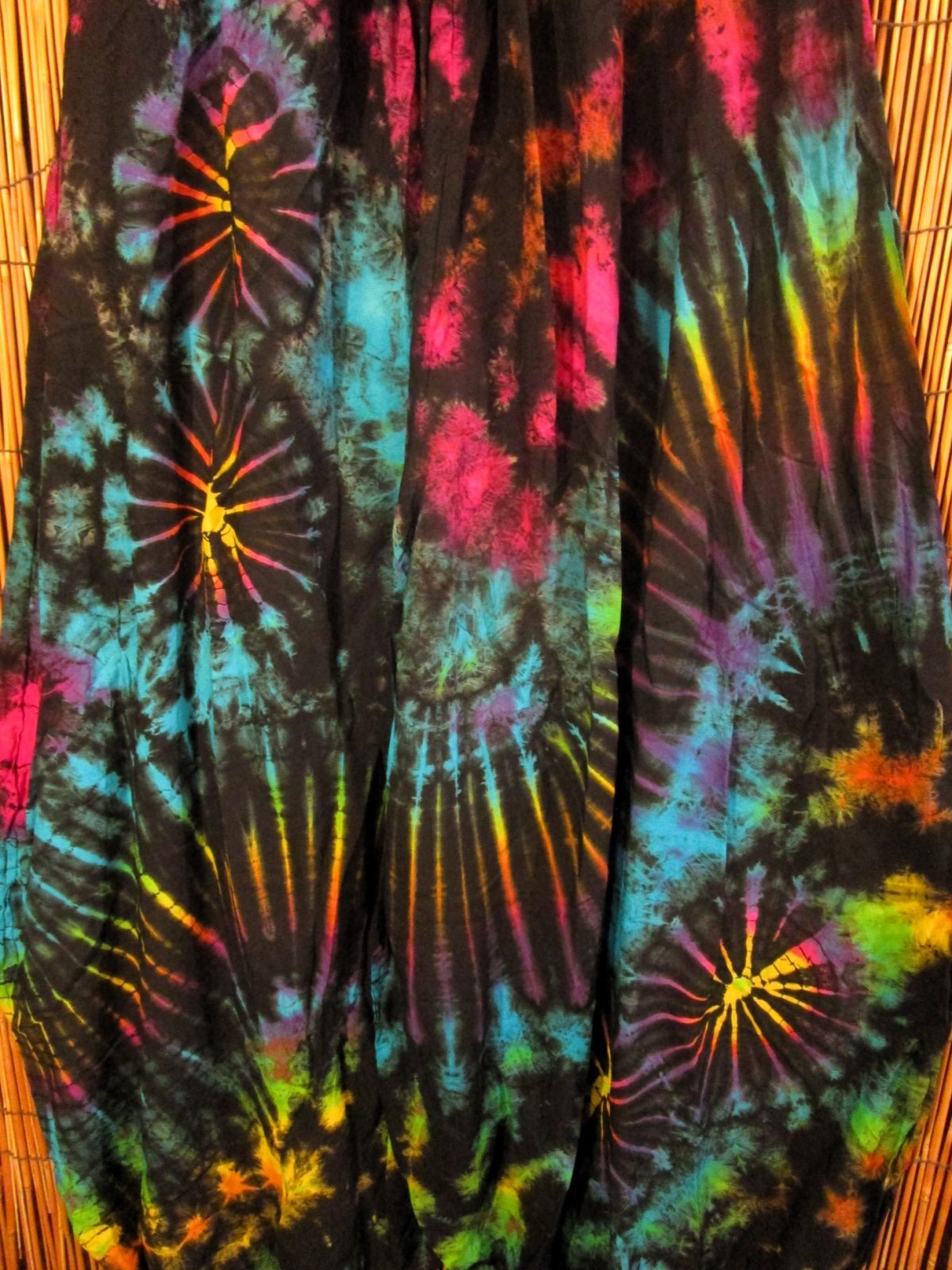 画像2: タイダイ染め＊レーヨン素材＊ゆったりシルエット＊ビッグアラジンパンツ＊バルーンパンツ