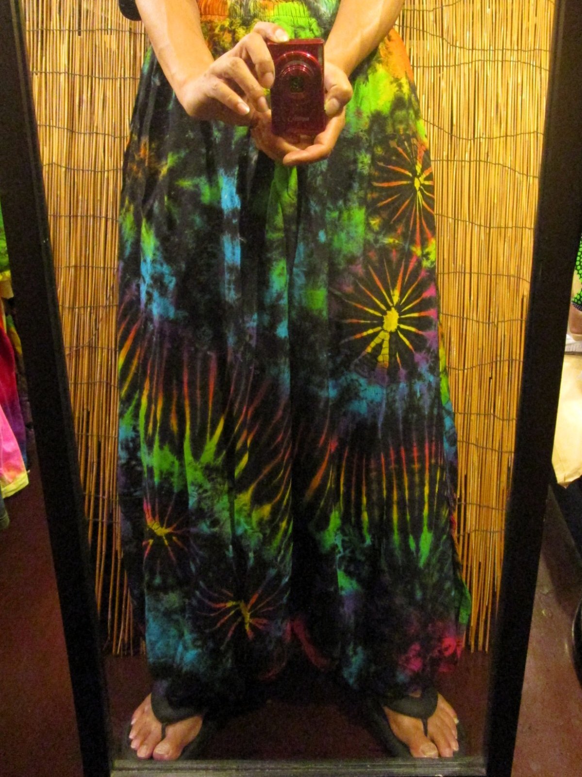 画像: タイダイ染め＊レーヨン素材＊ゆったりシルエット＊ビッグアラジンパンツ＊バルーンパンツ